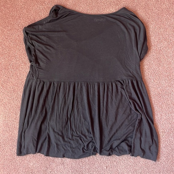 Mudd Gray Flowy Top Size L - Picture 4 of 6
